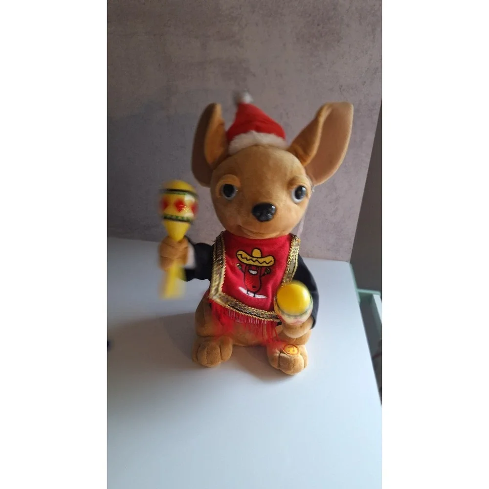 NIKA DON MIGUEL ANIMATRONIC CHIHUAHUA CHRISTMAS SINGING DOG MARACAS TOY